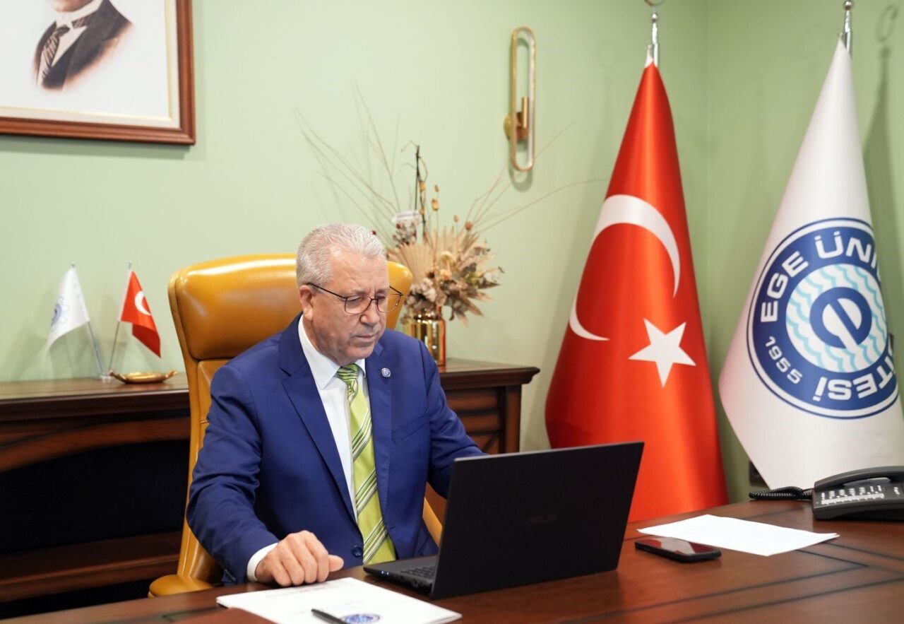 Çevre, Şehircilik ve İklim Değişikliği Bakanlığı'nın desteklediği "İzmir İçin Nefes"