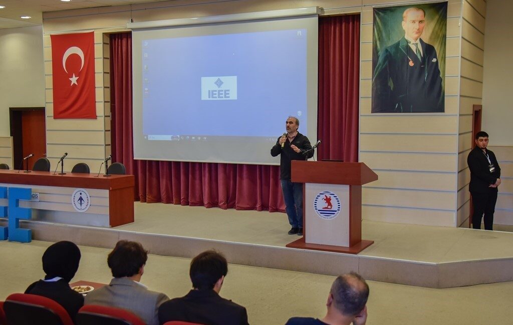 Ondokuz Mayıs Üniversitesi Mühendislik Fakültesi, "Savunma Sanayi Günleri" etkinliğine ev
