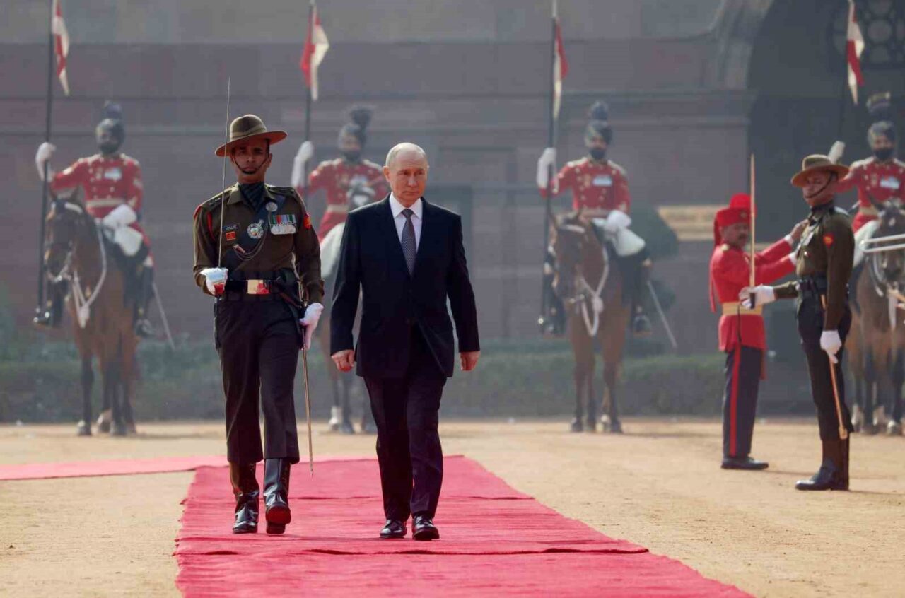 Putin, Hindistan Ziyaretinde Modi ve Murmu ile Tarihi Görüşmeler Gerçekleştirdi