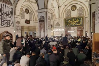Regaip Kandili’nde Bursalılar Ulu Cami’de Buluştu, Dualar Edildi