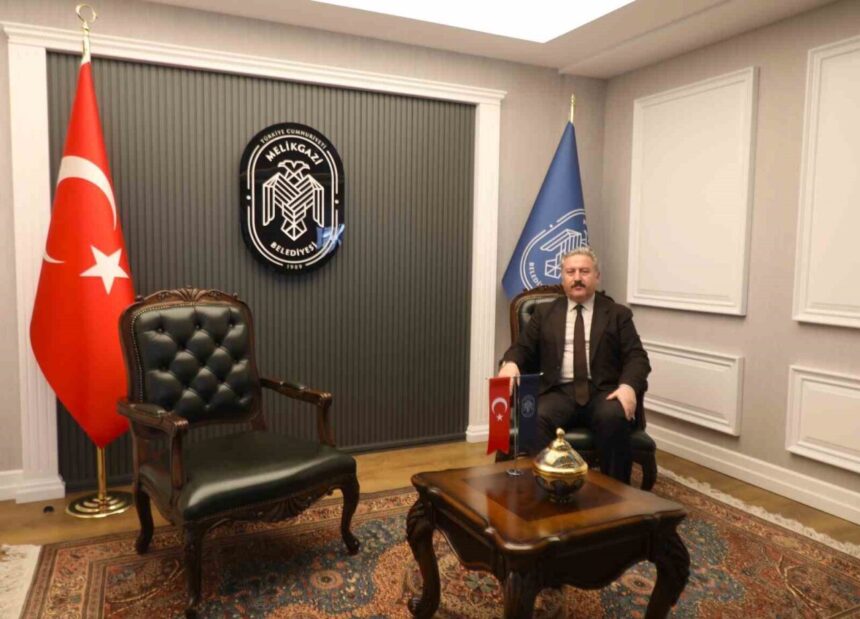 Melikgazi Belediye Başkanı Palancıoğlu, 2025 projelerini değerlendirerek 2026’nın daha heyecan verici olacağını belirtti.