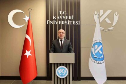 Kayseri Üniversitesi Rektörü Prof. Dr. Kurtuluş Karamustafa, Regaib Kandili dolayısıyla mesaj yayımladı.