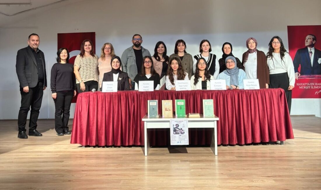 Eskişehir'de Anadolu Mektebi Yazar Okumaları Projesi kapsamında düzenlenen 'Sait Faik