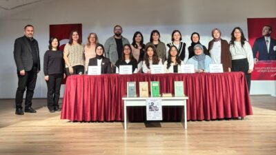 Eskişehir'de Anadolu Mektebi Yazar Okumaları Projesi kapsamında düzenlenen 'Sait Faik