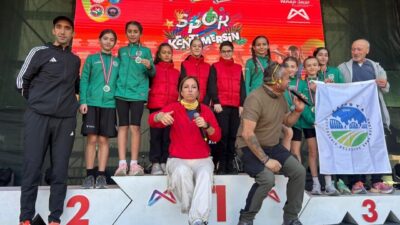 Sakarya Büyükşehir Belediyesi Spor Kulübü, Zonguldak ve Mersin'de düzenlenen organizasyonlarda