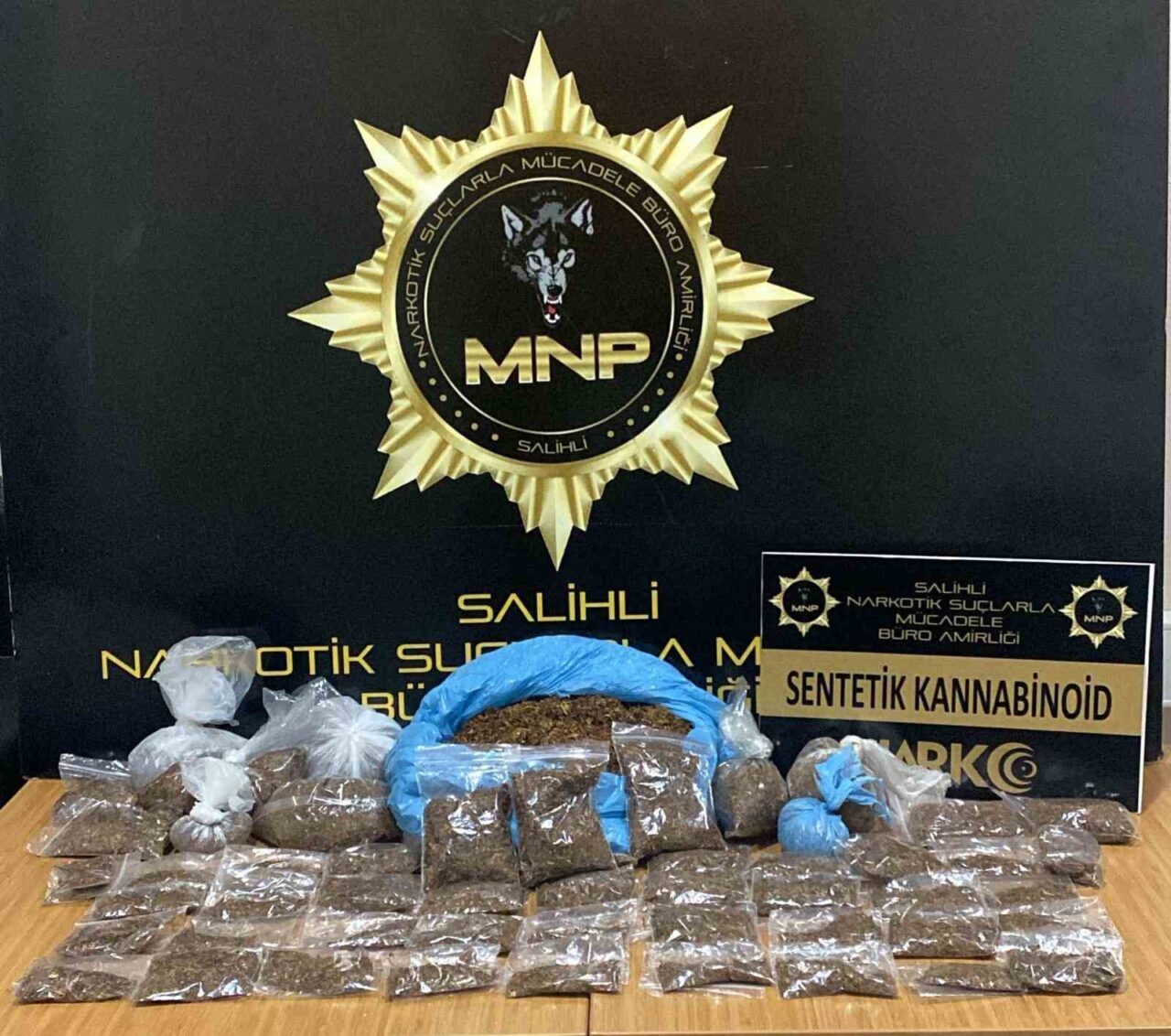 Manisa'nın Salihli ilçesinde, Emniyet Müdürlüğü Ocak-Eylül döneminde 358 uyuşturucu olayıyla