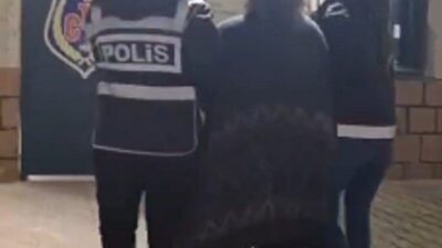 Hatay'ın Samandağ ilçesinde, hırsızlık şüphelisi Ö.E. isimli kadın, polis tarafından