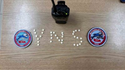 Hatay'ın Samandağ ilçesinde, şüpheli bir araç durduruldu. Yapılan incelemede Y.H.