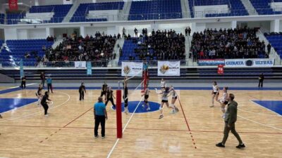 Malatya'da gerçekleştirilen Liseler Genç Bayan Voleybol İl Şampiyonası’nda Şehriban Günata