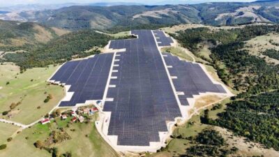 Samsun Büyükşehir Belediyesi, üç güneş enerjisi santralinden elde ettiği elektrikle