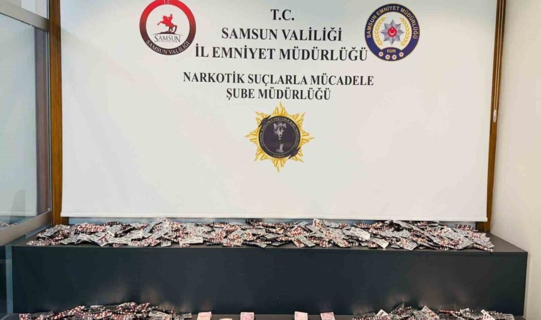 Samsun'un İlkadım ilçesinde gerçekleştirilen narkotik operasyonunda 10,360 uyuşturucu hap ve