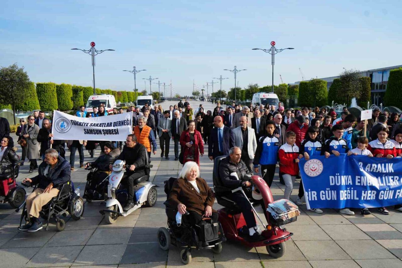 Samsun’da Engellilere Yönelik Farkındalık Yürüyüşü Düzenlendi; 9 Bin 115 Birey Evde Bakım Hizmetinden Yararlanıyor