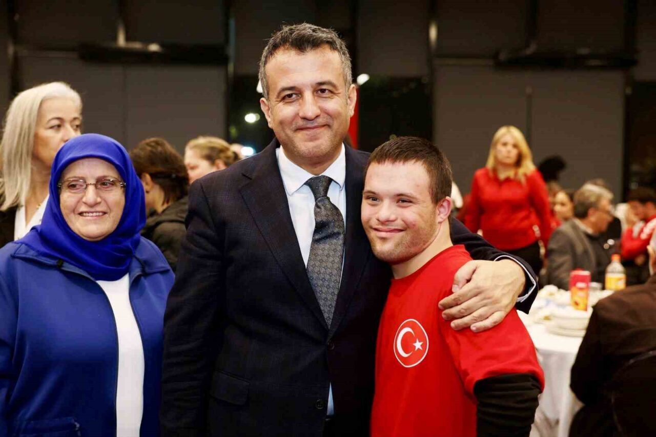 Samsun Büyükşehir Belediyesi, 2025 Ocak-Ekim dönemi boyunca ihtiyaç sahiplerine 169 milyon TL’lik nakdi destek sağladı.