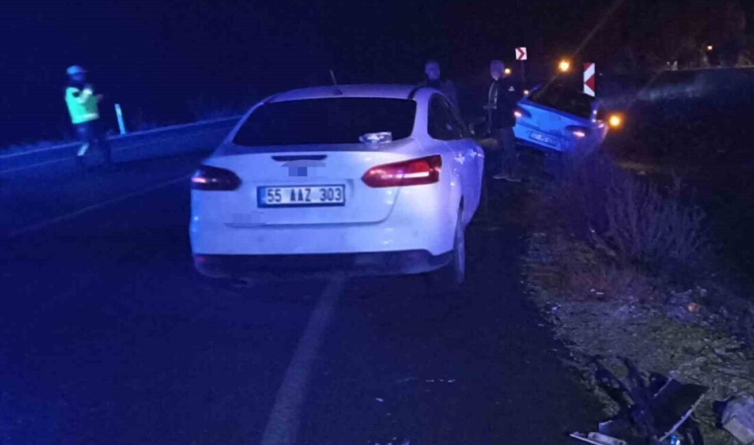 Samsun’da Üç Araçlı Trafik Kazasında 3 Kişi Yaralandı Samsun'un Havza ilçesinde meydana gelen trafikte, Ümit Ç. yönetimindeki otomobilin
