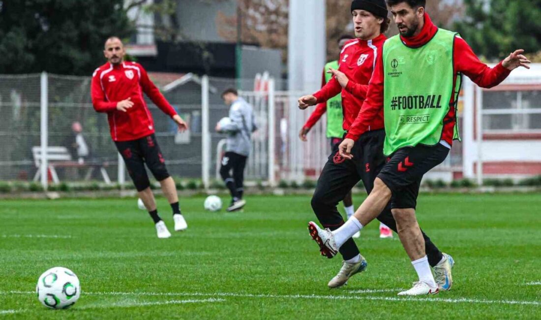 Samsunspor, Trendyol Süper Lig'in 16. haftasında saat 20.00'de Başakşehir'i ağırlayarak