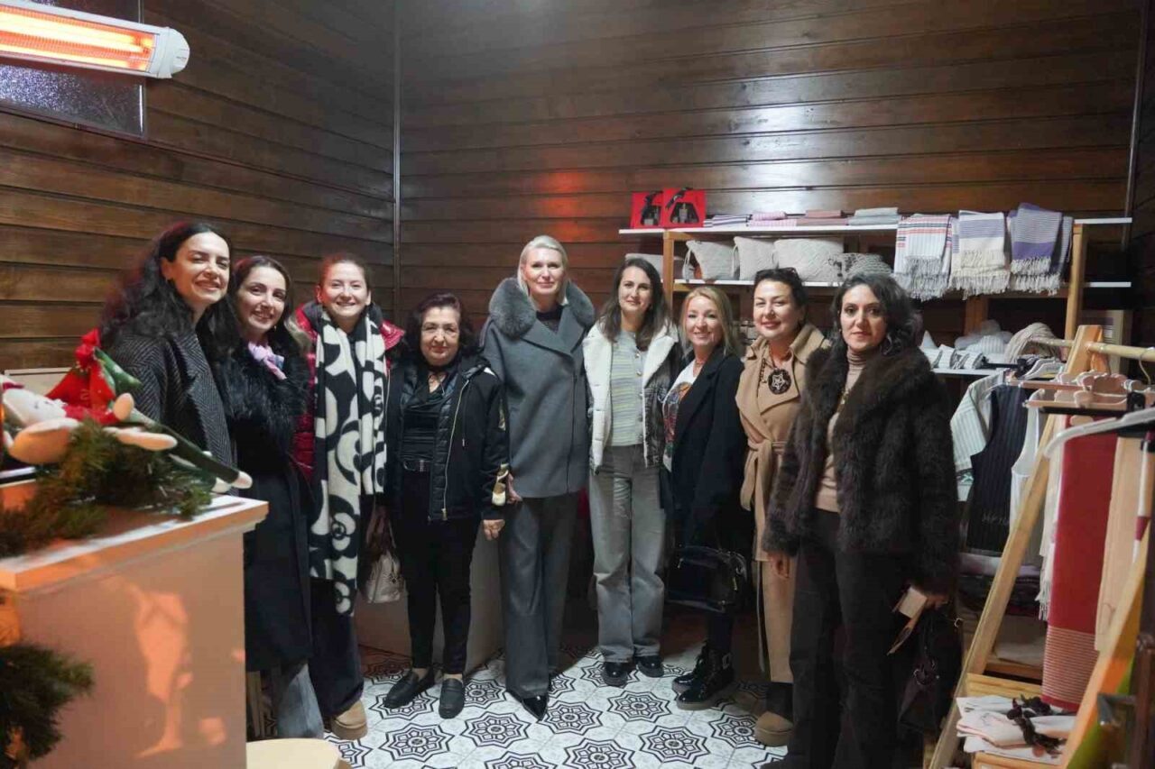 Bilecik Belediyesi, yeni yıl için Sanat Sokağı'nı açtı. Kadın Girişimi