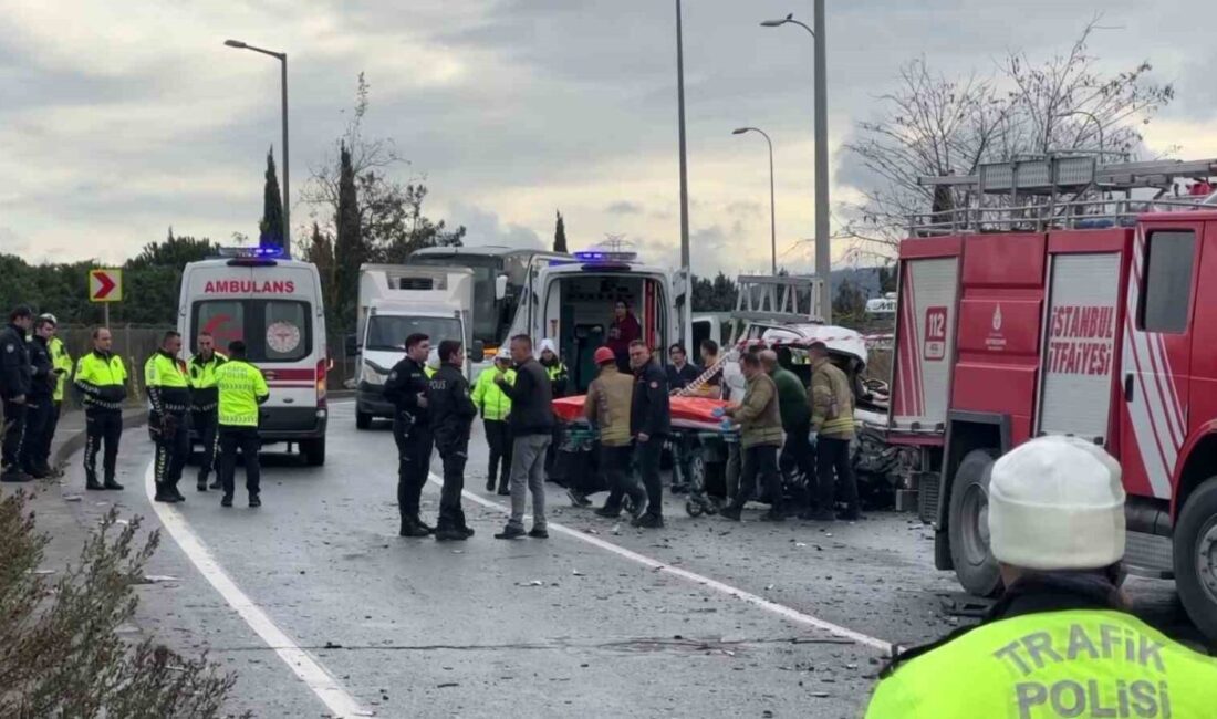 Sancaktepe’de Yağmurlu Havada Kontrolden Çıkan Kamyonet, Hafriyat Kamyonuyla Çarpıştı: Sürücü Hayatını Kaybetti Sancaktepe'de yağış nedeniyle kayganlaşan yolda kontrolden çıkan 34 EOB 654