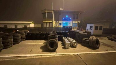 Şanlıurfa'nın Karaköprü ilçesinde jandarma, bir çekicide yaptığı denetimlerde 2 milyon