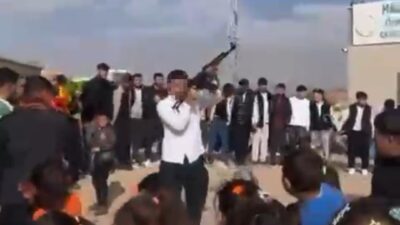 Şanlıurfa'nın Haliliye ilçesindeki bir köy düğününde, kimliği belirsiz bir kişi