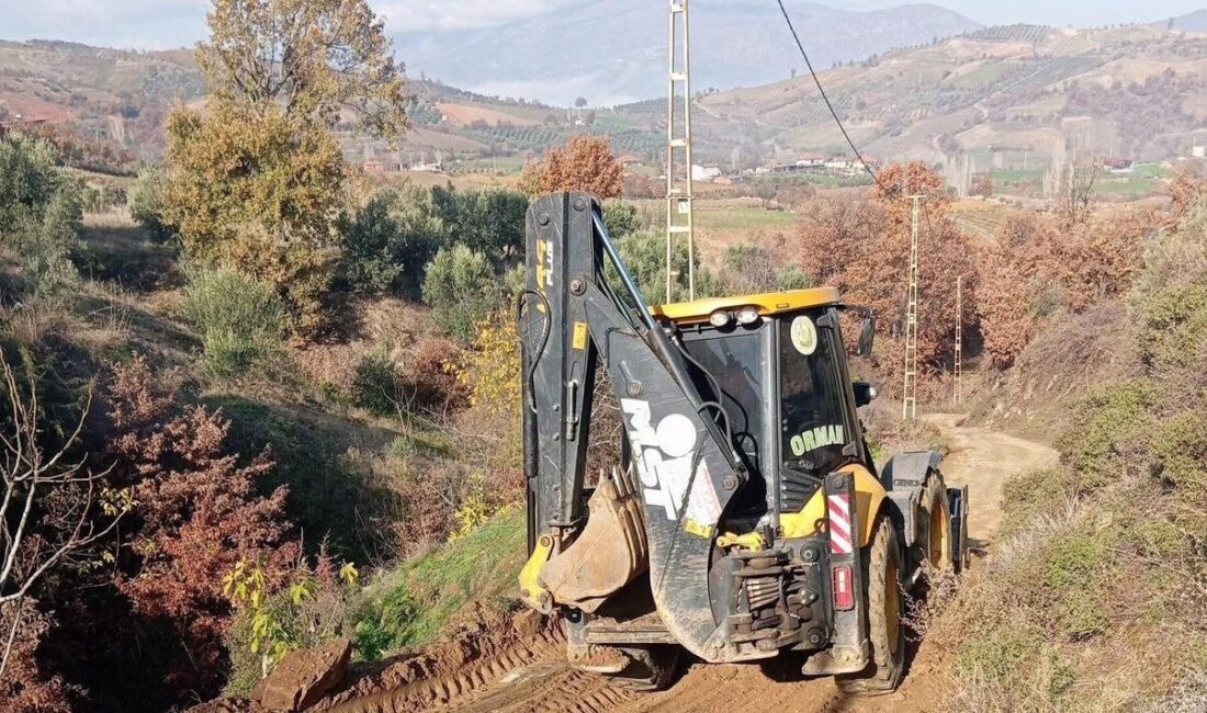 Sarıgöl’de Ova Yollarının İyileştirilmesi İçin Çalışmalar Başlatıldı Manisa'nın Sarıgöl ilçesinde, kırsal mahallelerdeki ova yollarının iyileştirilmesi için AK