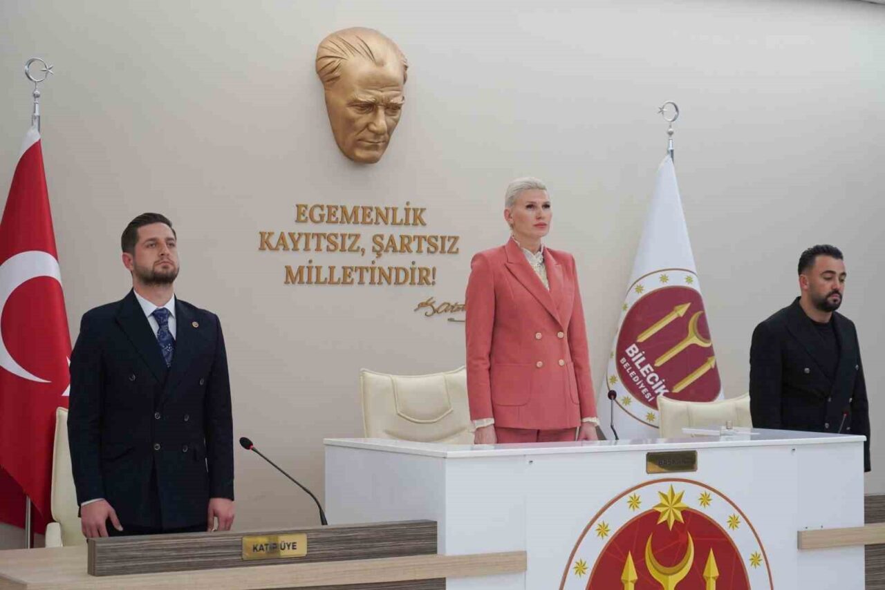 Bilecik Belediye Meclisi, Melek Mızrak Subaşı başkanlığında toplanarak, şehit Hava
