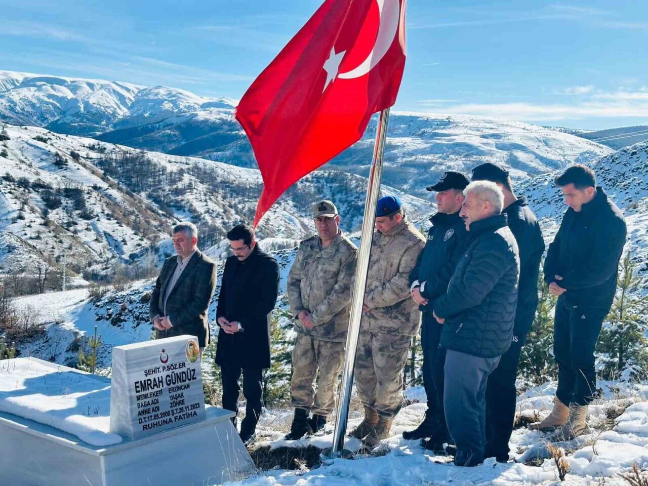 Refahiye Kaymakamı Halil İbrahim Köroğlu, terör saldırısında şehit düşen Piyade