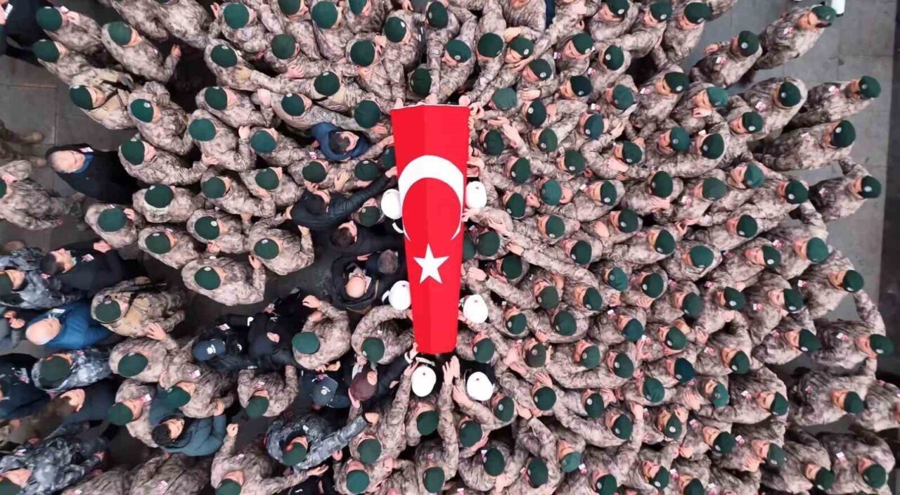 İstanbul Çekmeköy'de uyuşturucu operasyonu sırasında ağır yaralanan polis memuru Emre