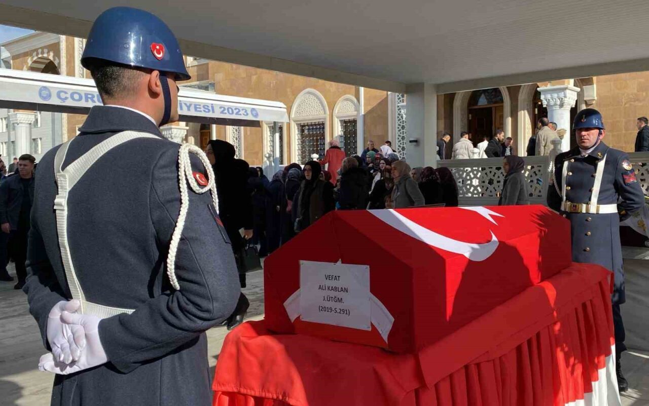 Muş’ta Silah Temizliği Kazası Sonucu Şehit Düşen Jandarma Üsteğmen Ali Kablan, Çorum’da Törenle Uğurlandı