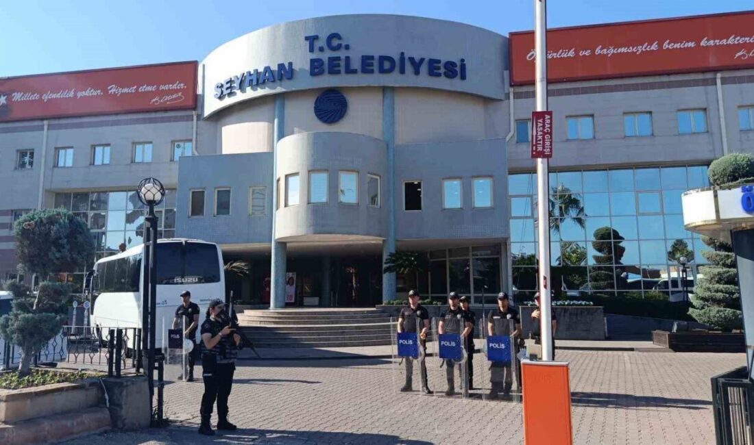 TMSF, Aziz İhsan Aktaş’ın Şirketleri Üzerindeki Kontrolünü Arttırdı, Seyhan Belediyesi’nin Hesaplarına Bloke Koyulduğu İddia Ediliyor Aziz İhsan Aktaş’ın şirketlerinin yönetiminin TMSF’ye devredilmesi üzerine Seyhan Belediyesi’nin