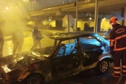 Kastamonu’da Seyir Halindeki Tofaş-Fiat Otomobil Alevlere Kapıldı, Kullanılamaz Hale Geldi