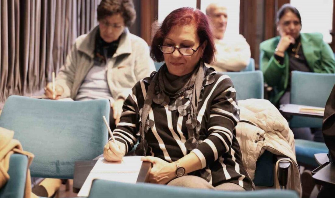 Osmangazi Belediyesi’nden Amatör Şairlere Profesyonel Eğitim Fırsatı Osmangazi Belediyesi, amatör şairler için düzenlediği ‘Şiir Yazma Teknikleri ve