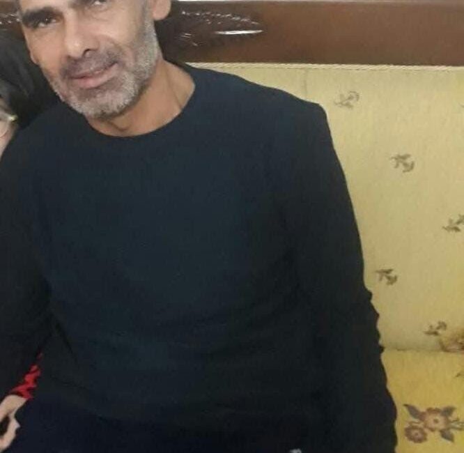 Tarsus’ta silahlı saldırıya uğrayan bir şahıs hastaneye kaldırılmasına rağmen hayatını kaybetti. Mersin'in Tarsus ilçesinde Oğuz Balkış, 50 yaşındayken silahlı saldırıda ağır