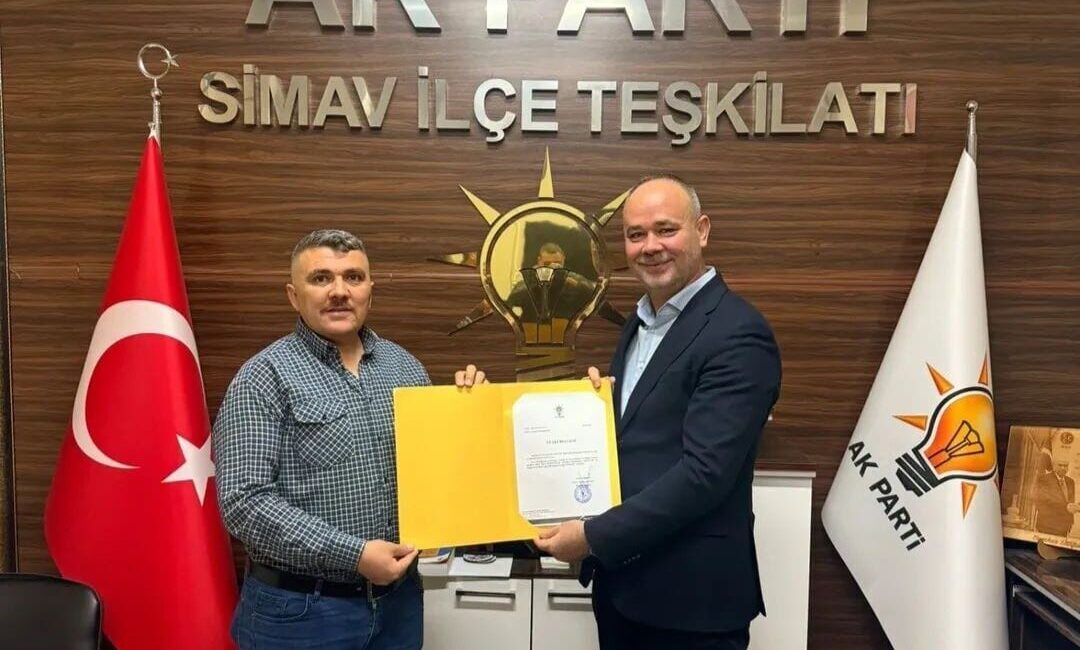 Muradınlar Mahallesi’ne AK Parti Başkanlığına Volkan Kırbıyık Atandı Kütahya'nın Simav ilçesinde, Muradınlar Mahallesi'ne AK Parti Mahalle Başkanlığı'na Volkan