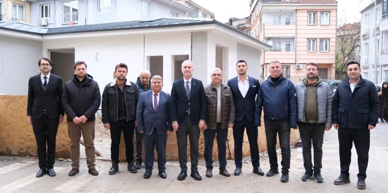 İnegöl’ün Sinanbey Mahallesi'nde, hayırsever Selçuk Armağan'ın desteklediği Aile Sağlığı Merkezi'nin