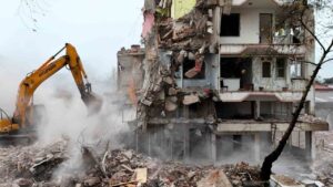 Sındırgı ilçesinde, 10 Ağustos ve 27 Ekim'deki depremler sonrası belirlenen