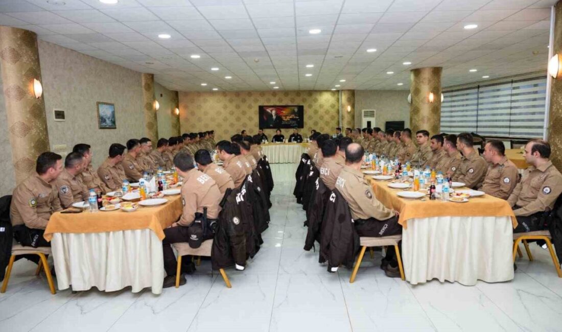 Sinop Emniyet Müdürü Kılıçoğlu, Bekçilerle Güvenlik Toplantısı Düzenleyerek Asayiş Değerlendirmesi Yaptı Sinop İl Emniyet Müdürü Sibel Kılıçoğlu, çarşı ve mahalle bekçileriyle