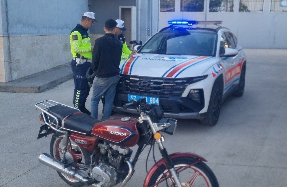 Sinop'un Gerze ilçesinde, sosyal medyada tehlikeli motosiklet kullanımı görüntüleri paylaşan