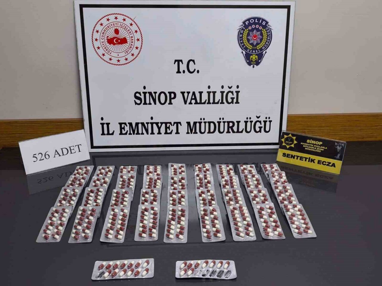 Sinop'ta uyuşturucu operasyonu yapan Narkotik Suçlarla Mücadele Şube Müdürlüğü, 526