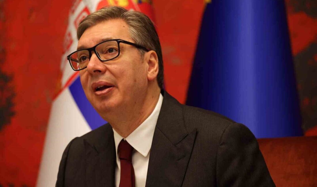 Sırbistan Cumhurbaşkanı Aleksandar Vucic, NATO Askeri Komite Başkanı Amiral Giuseppe