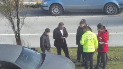 Fenomen Şırdancı Mehmet’in Aracı Muş’ta Kadına Çarparak Ağır Yaralanmasına Neden Oldu Sosyal medya fenomeni Mehmet Sur, Muş’ta yolun karşısına geçmeye çalışan