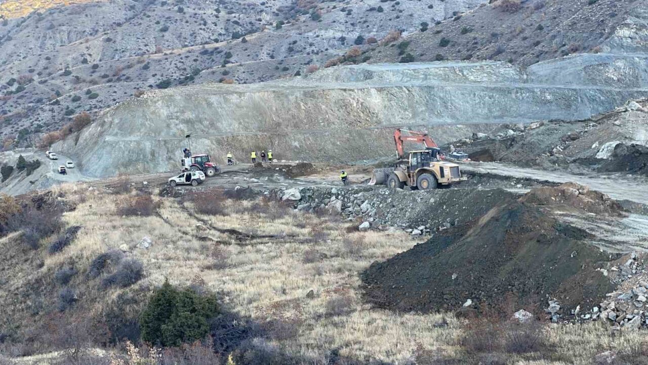 Sivas'ın Divriği ilçesinde Fimar Madencilik'e ait demir madeninde 17 Kasım'da