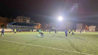 Söğütspor, Bölgesel Amatör Lig'de Eşme Belediyespor ile yapacağı maçın hazırlıklarına