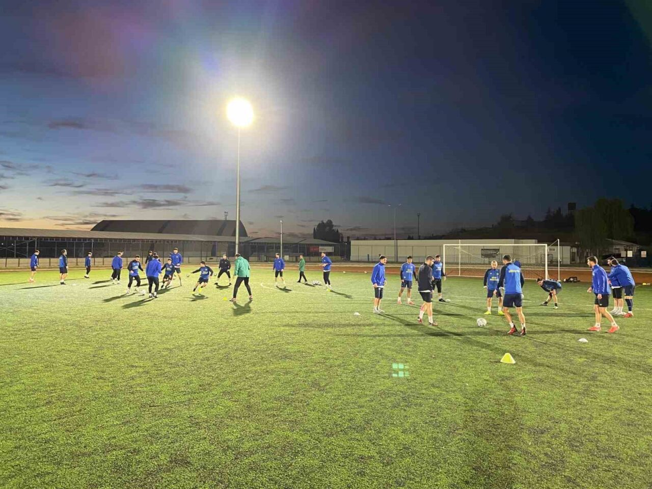 Bölgesel Amatör Lig'de mücadele eden Söğütspor, 7 Aralık'ta T. Tepecikspor