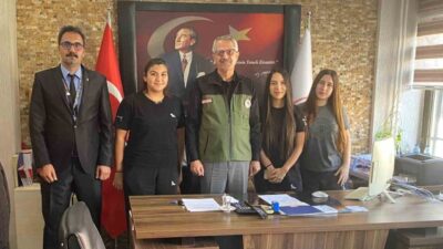 Söke'deki bir özel okulun öğrencileri, "Çevrenin Genç Sözcüleri" programı çerçevesinde