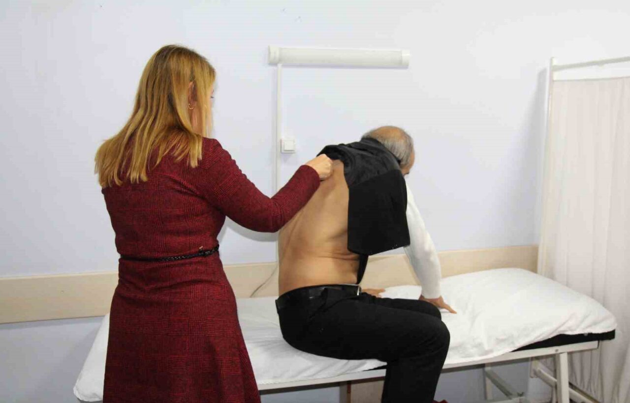 Denizli Devlet Hastanesi'nden Dr. Mine Altun Dikici, soğuk havalarda solunum