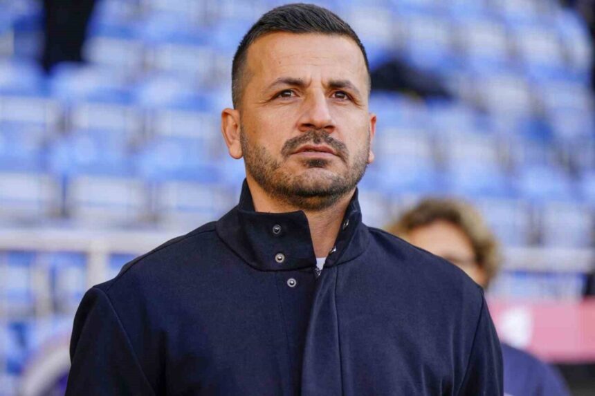 TFF Nesine 2. Lig Kırmızı Grup takımlarından Somaspor, teknik direktörlük için Cafer Elek ile sözleşme imzaladı.