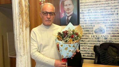 Bolu'da yeni yıl yaklaşırken kokina bitkisi vitrinlerdeki yerini aldı. Hakan