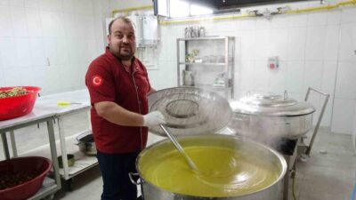 Sorgun Belediyesi, Aydınlıkevler Mahallesi'nde ikinci aşevini hizmete açtı. Hacı ve