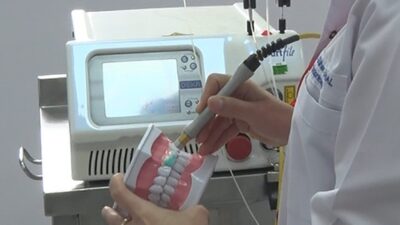 Diş Hekimi Doç. Dr. Gülhan Ünal, sosyal medya üzerinden satılan