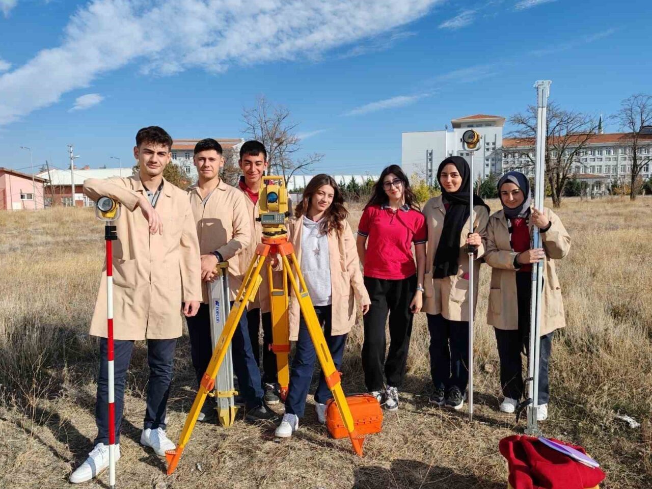 Afyonkarahisar Tapu Müdürlüğü, Yusuf Özer Meslek ve Teknik Anadolu Lisesi